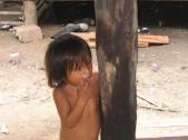 Un enfant de la communauté Sarayaku